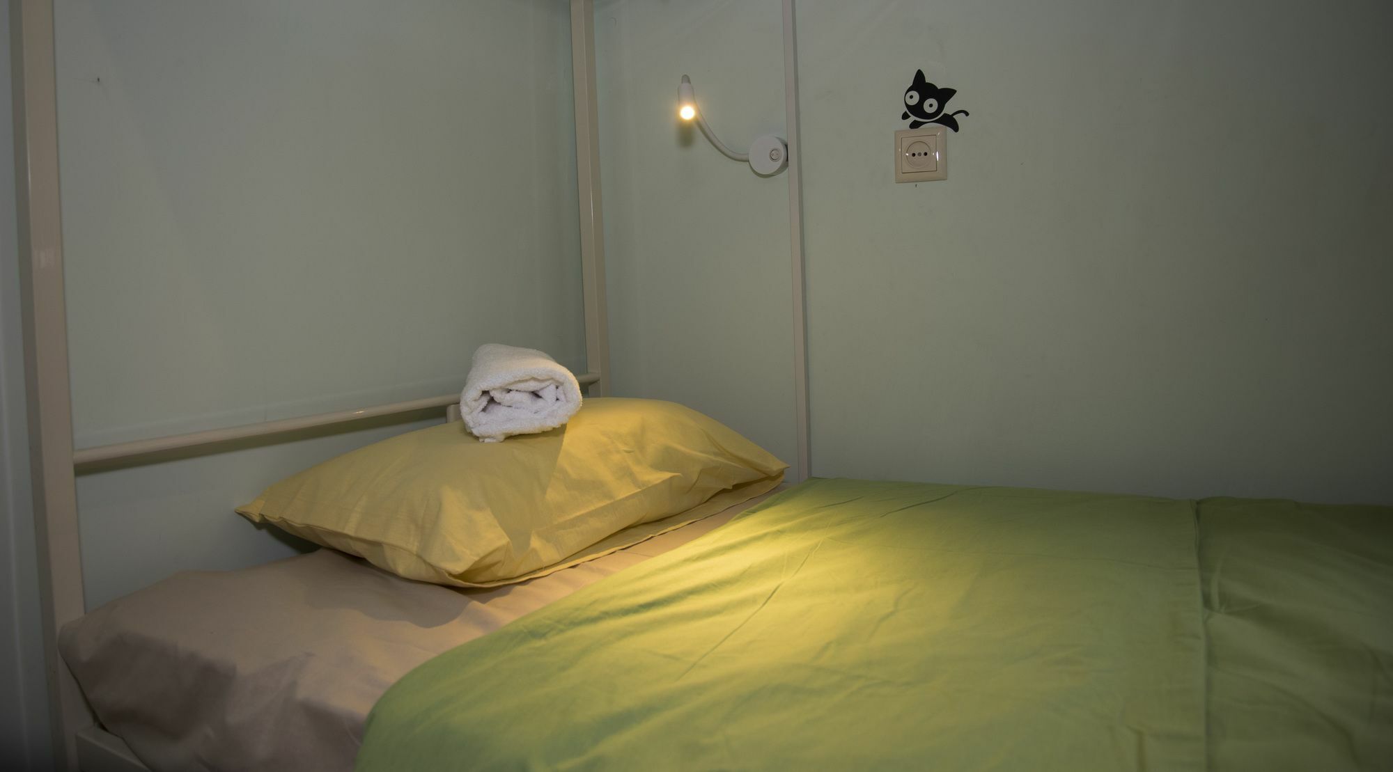 יירבאן Katun Hostel מראה חיצוני תמונה