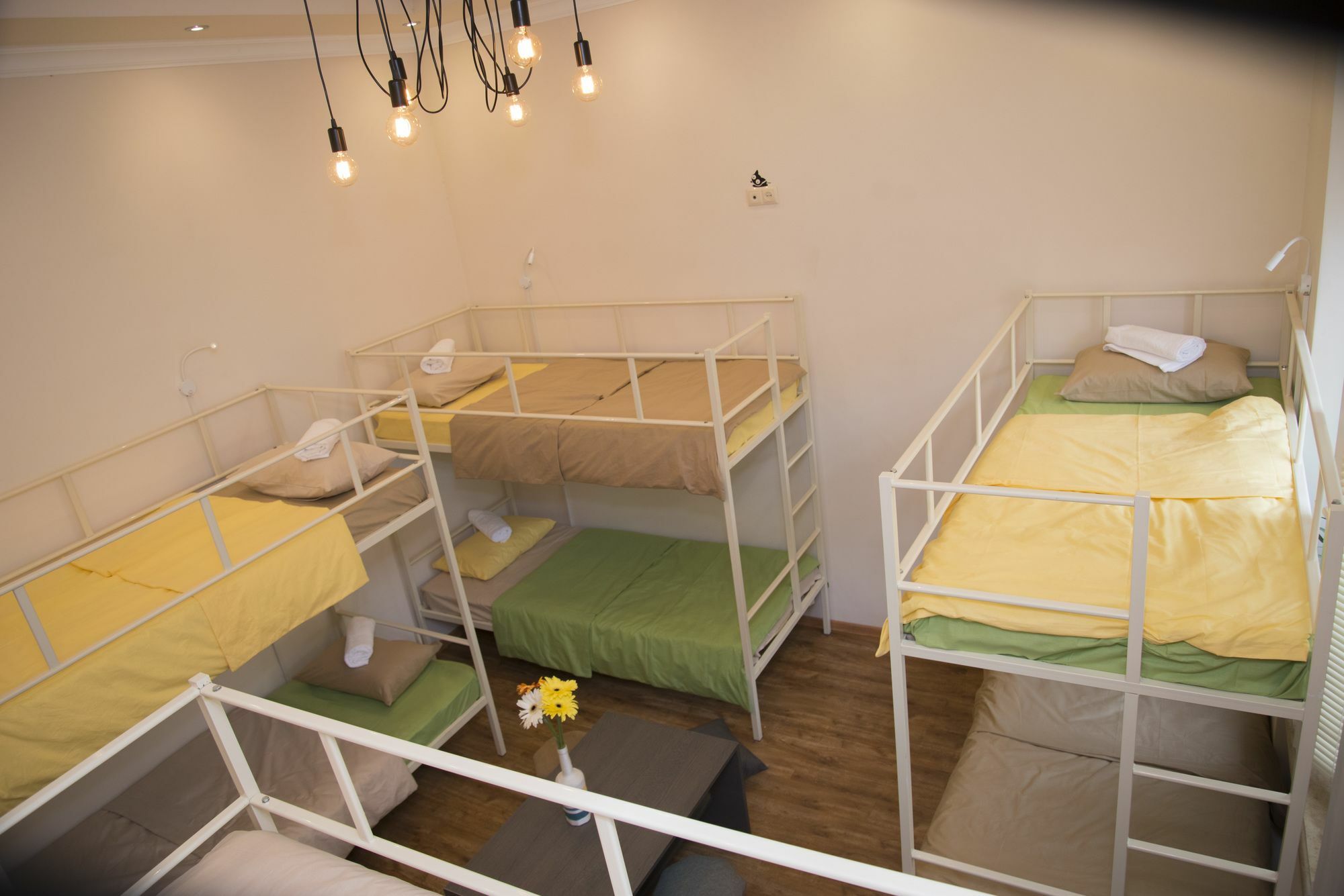 יירבאן Katun Hostel מראה חיצוני תמונה