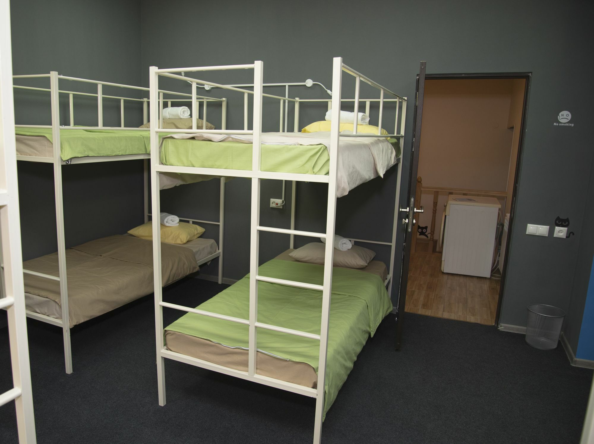 יירבאן Katun Hostel מראה חיצוני תמונה